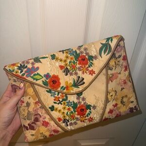 Kimchi Blue Floral Embroidered Clutch